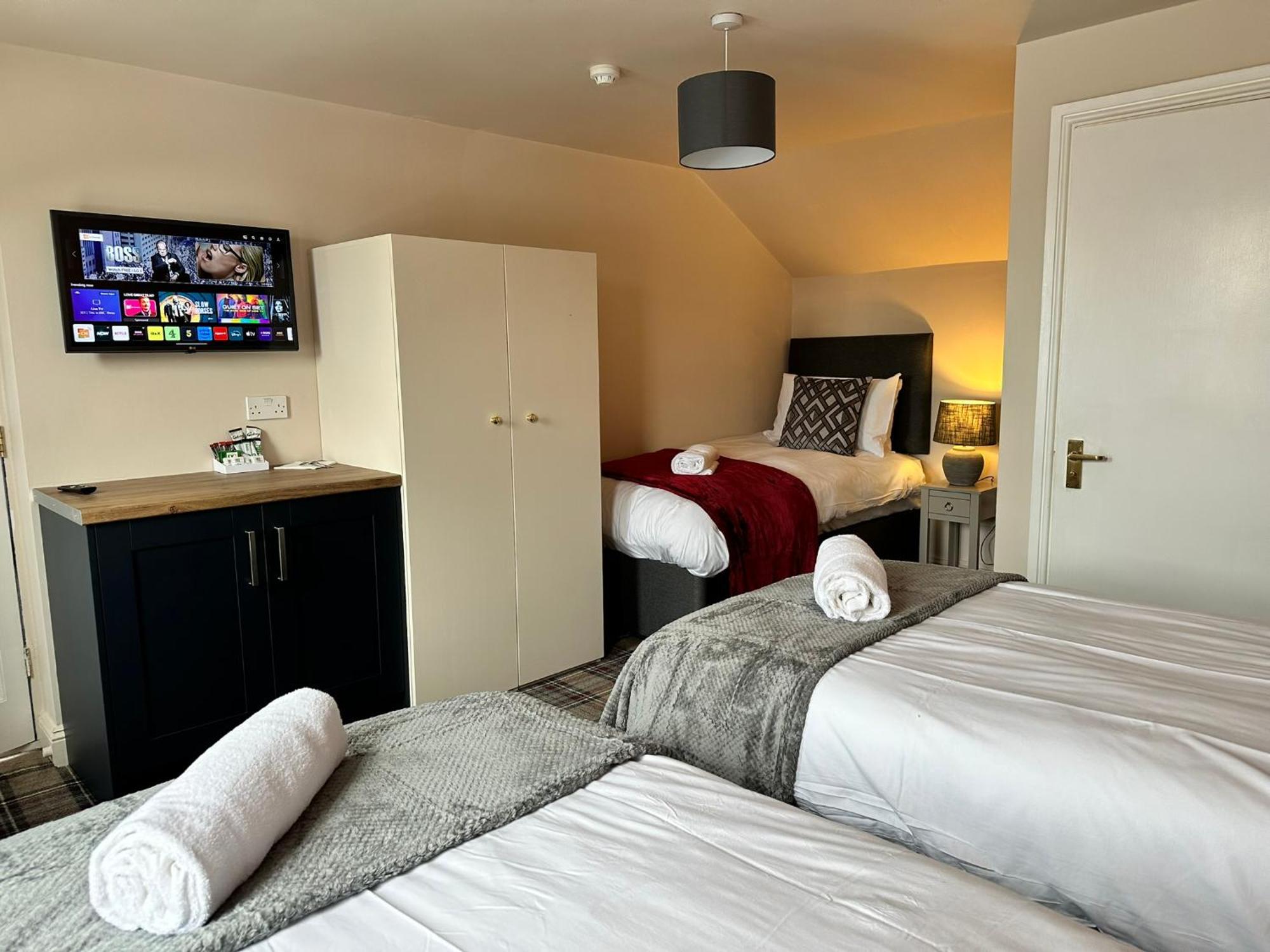 The Prince Albert Pub & Hotel Windsor Extérieur photo