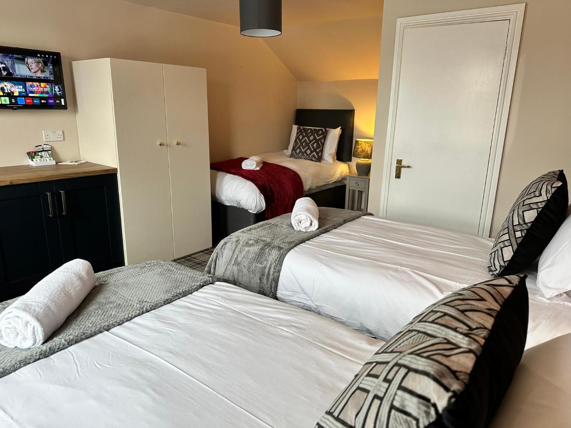 The Prince Albert Pub & Hotel Windsor Extérieur photo