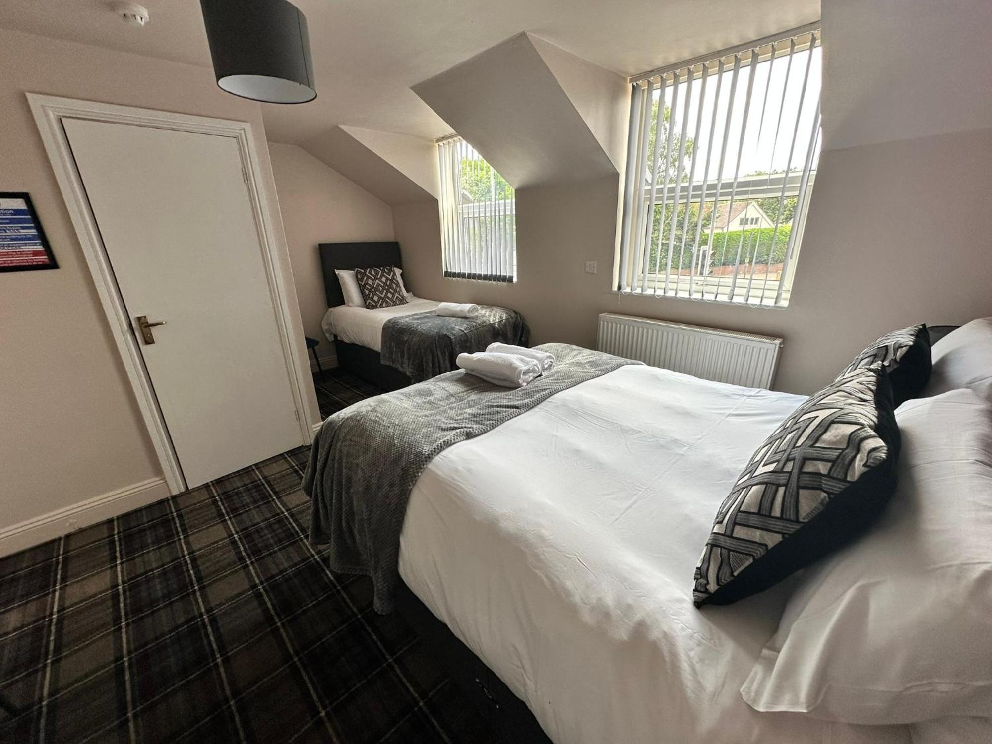 The Prince Albert Pub & Hotel Windsor Extérieur photo